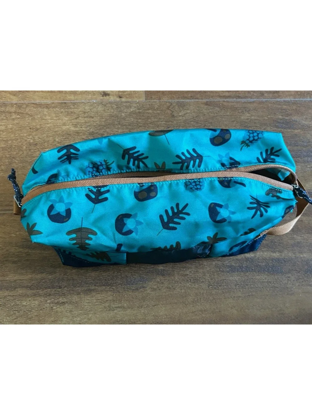 REI Co-op Small Patterned Travel or Toiletry Bag with Zipper and Handle